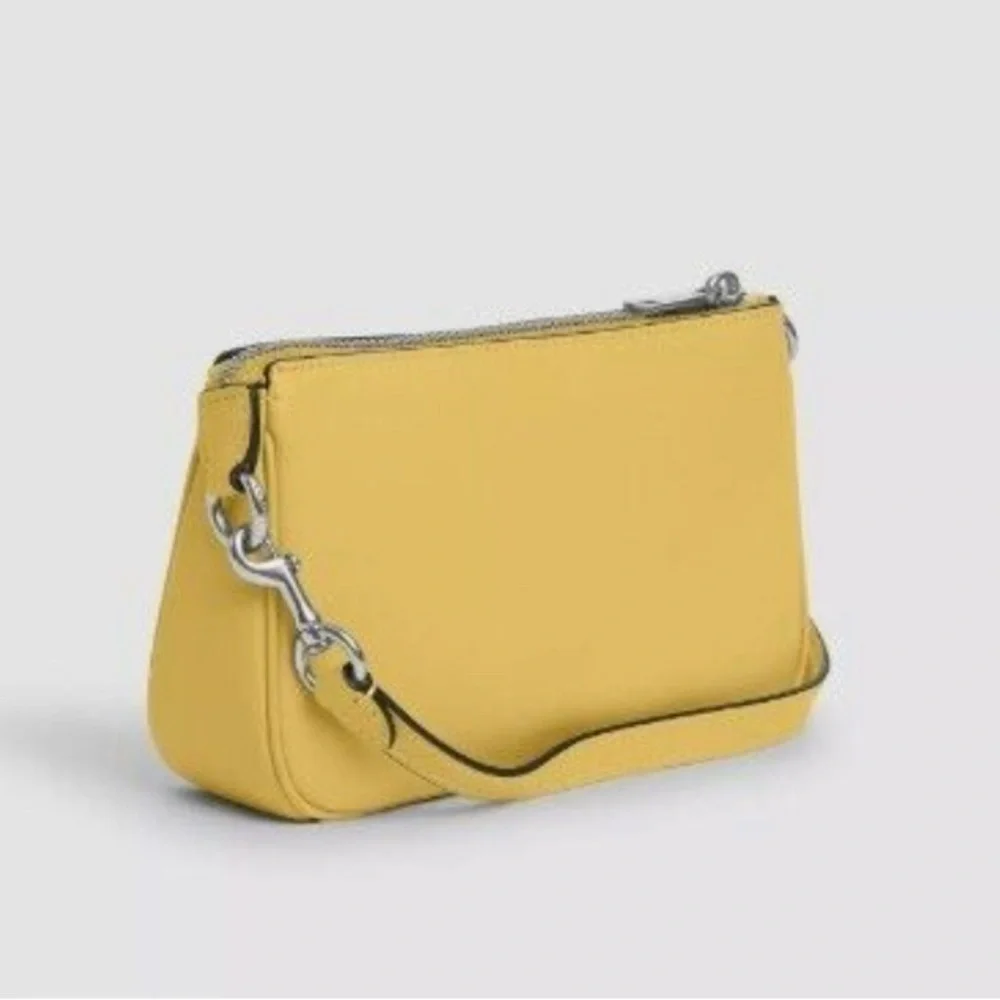 NWT Coach Nolita 19 Wristlet Purse - Picture 2 of 9
